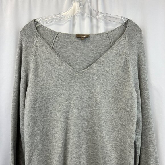 LILLA P Women’s V-Neck Gray Pullover Sweater Ruffle Cuff Size Medium - Picture 2 of 7